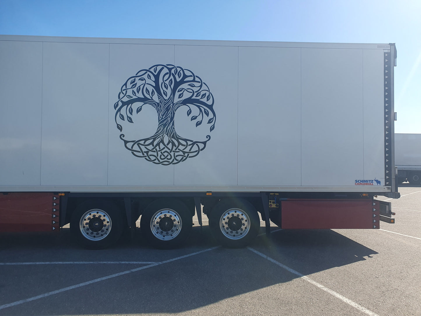 V Spoilers til SEMI trailer (Kit med 20 stk paneler.)