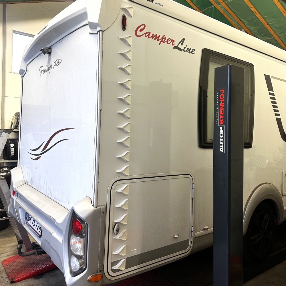 V Spoilers for motorhomes (Kit of 60 pcs.)